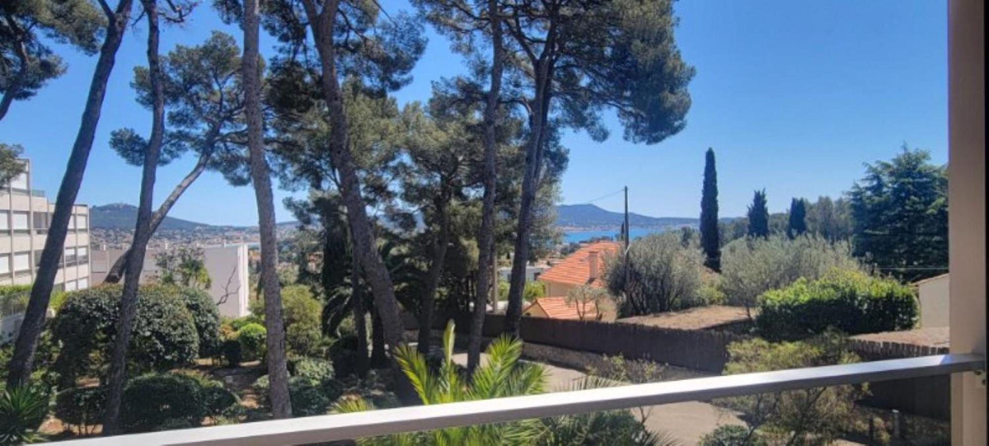 Appartement Grand T2 Vue Calme Climatisé 500 M Village Et Parking Gratuit *