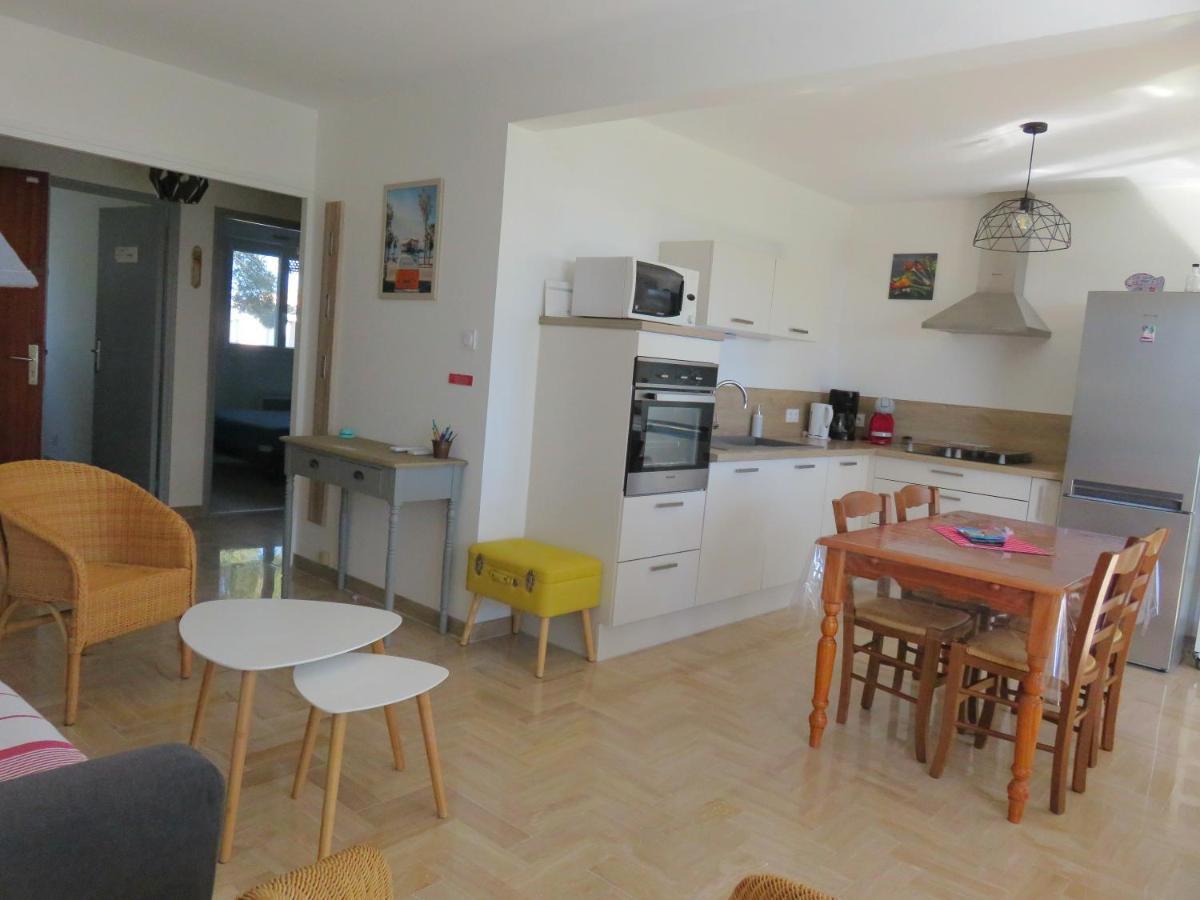 Apartment Grand T2 Vue Calme Climatise 500 M Village Et Parking Gratuit *
